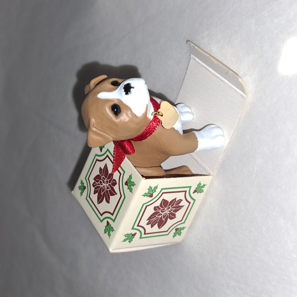 HALLMARK BOXER PUPPY LOVE 2003 Ornament in box - Picture 3 of 4